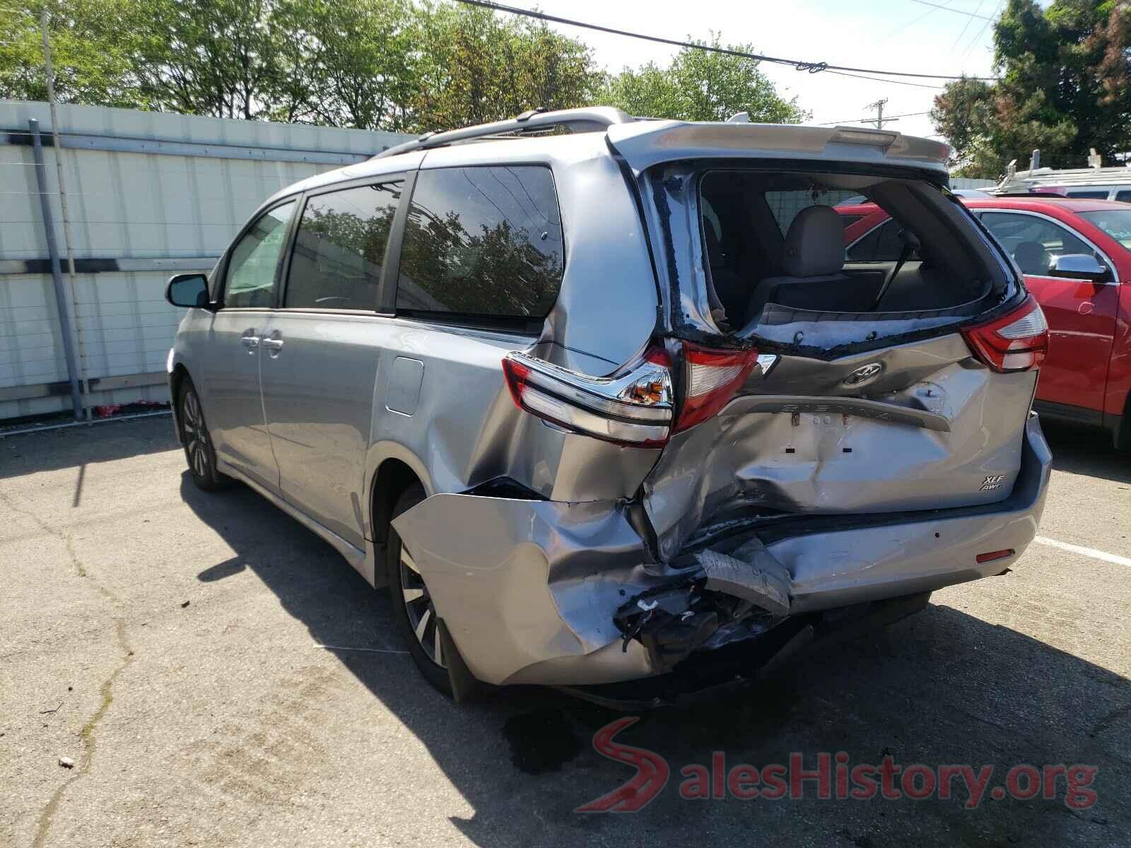 5TDDZ3DC2JS206173 2018 TOYOTA SIENNA