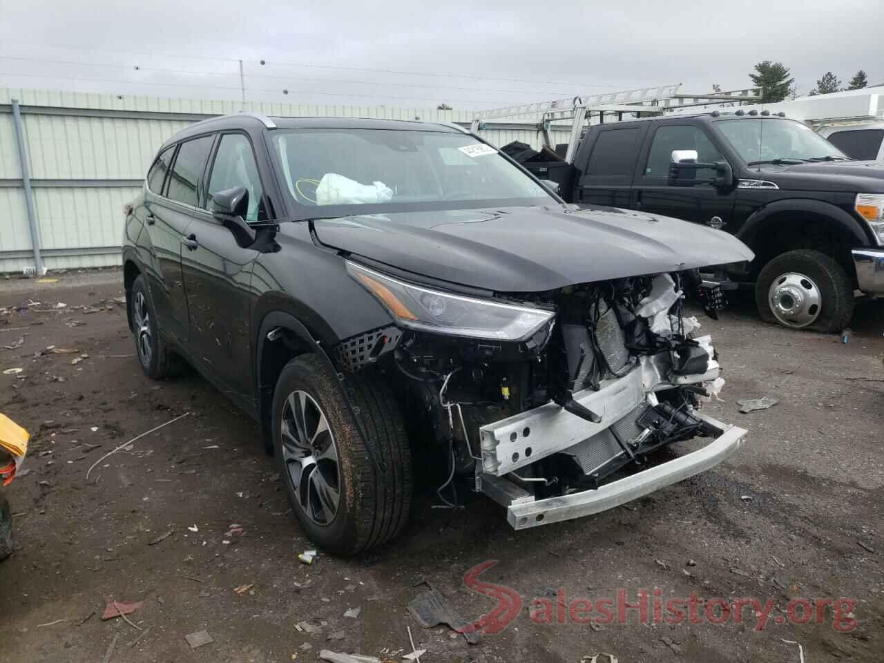 5TDGZRBH3MS139389 2021 TOYOTA HIGHLANDER