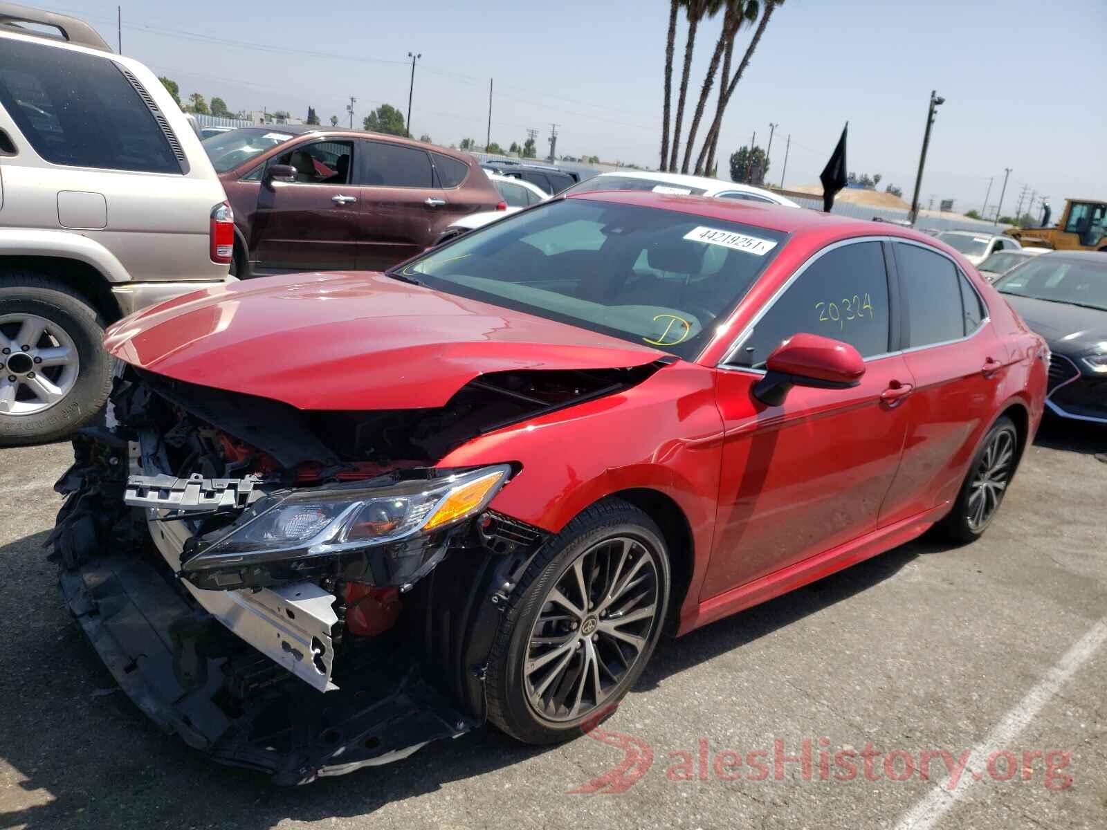 4T1G11AKXLU363724 2020 TOYOTA CAMRY