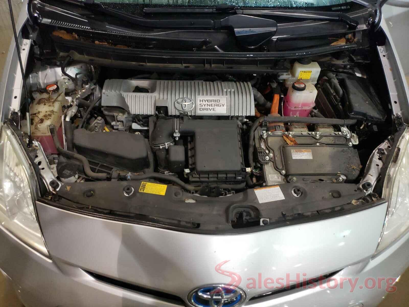 JTDKN3DU3F0444975 2015 TOYOTA PRIUS