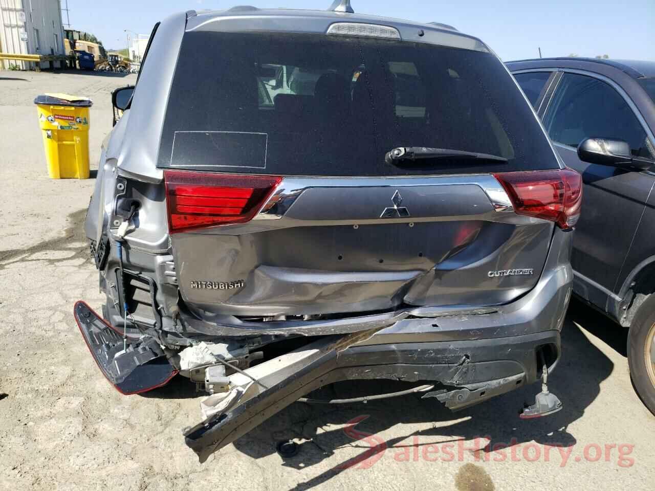 JA4AZ3A39JZ056725 2018 MITSUBISHI OUTLANDER