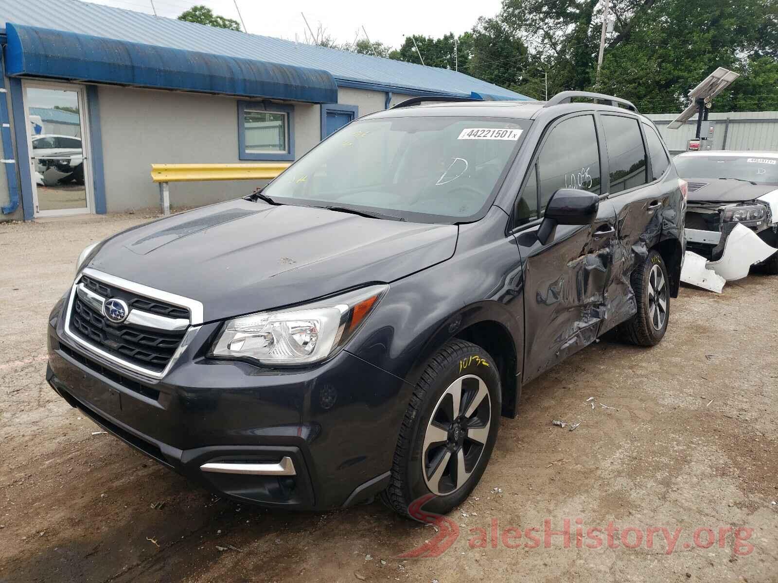 JF2SJAEC1HH531317 2017 SUBARU FORESTER