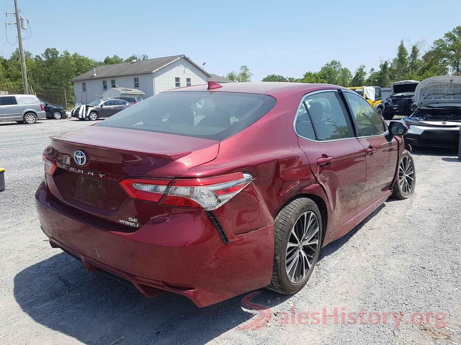 4T1B21HK8JU506891 2018 TOYOTA CAMRY