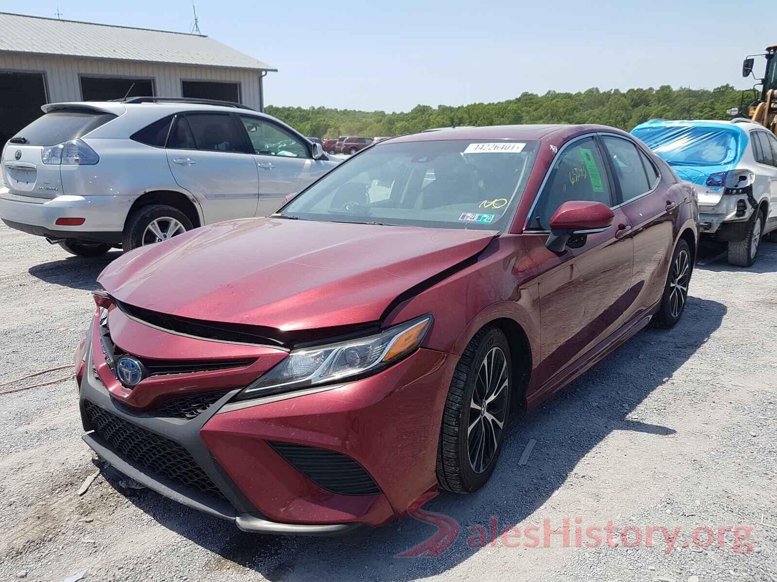 4T1B21HK8JU506891 2018 TOYOTA CAMRY