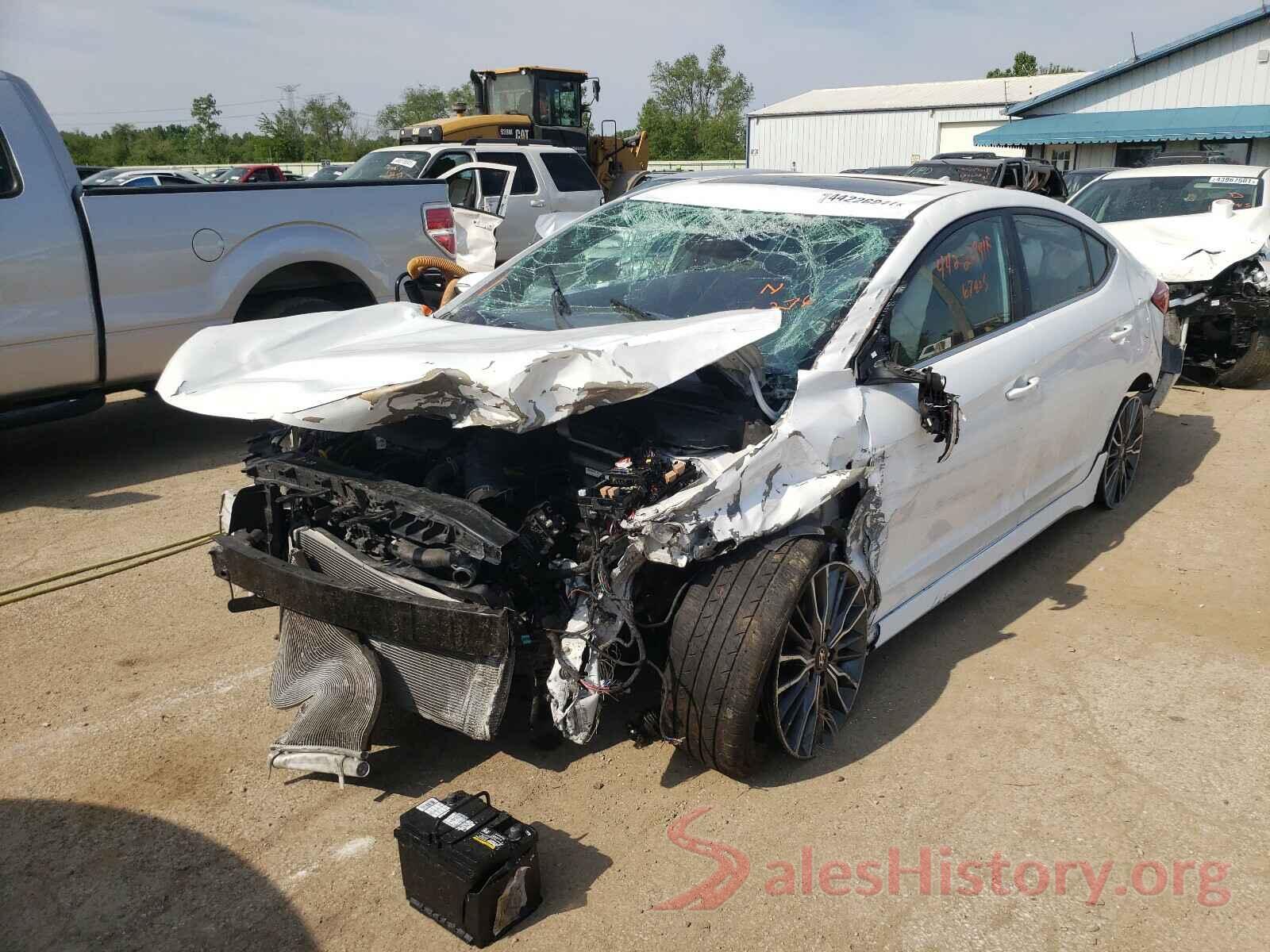 KMHD04LB4JU586276 2018 HYUNDAI ELANTRA