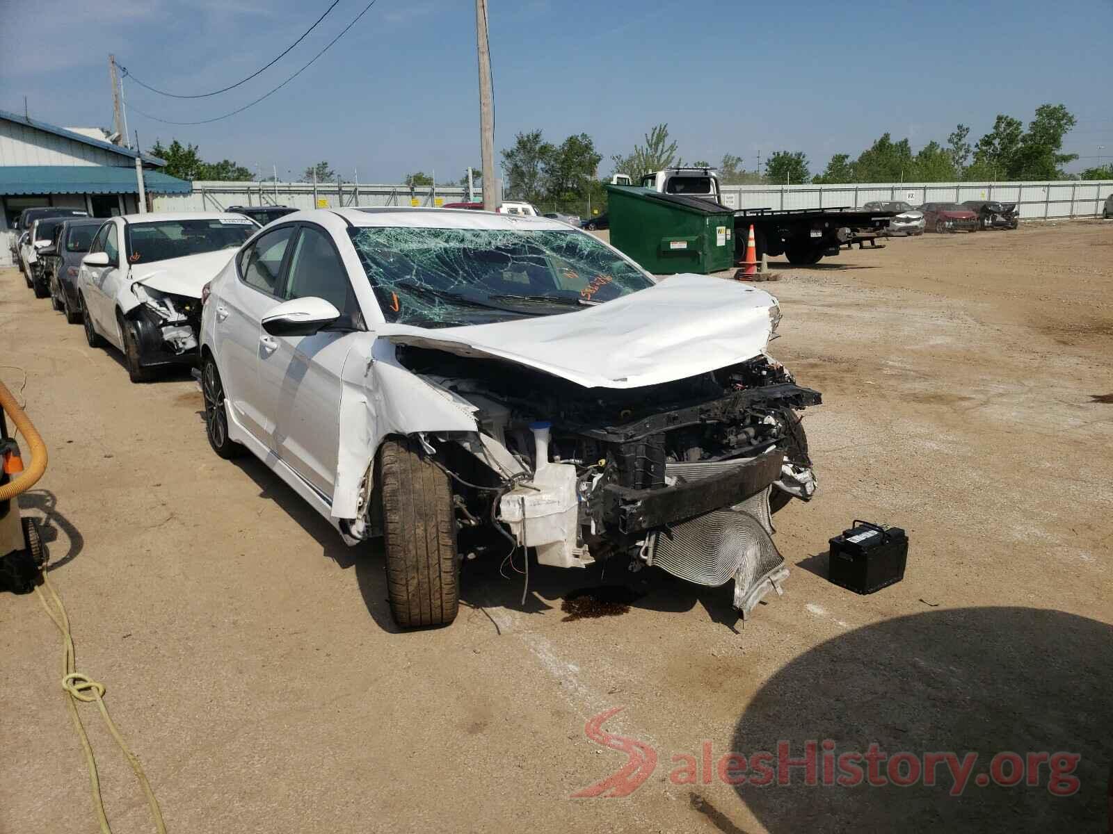 KMHD04LB4JU586276 2018 HYUNDAI ELANTRA