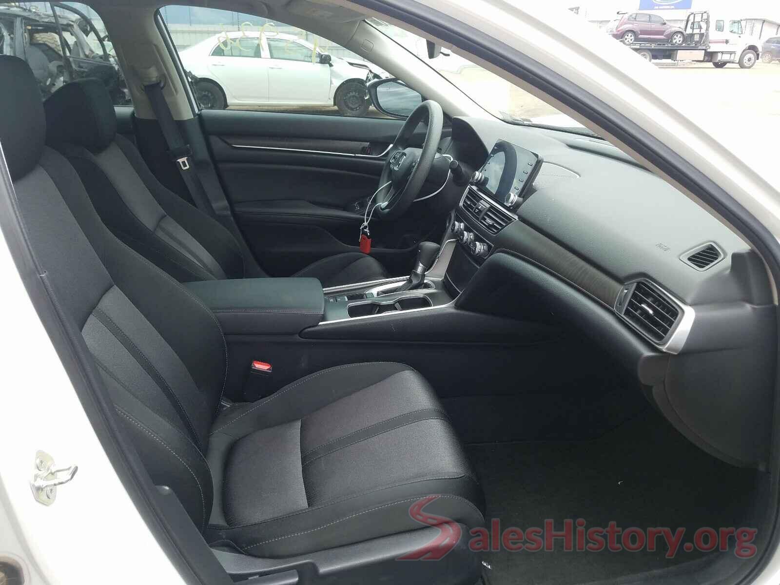 1HGCV1F41KA015748 2019 HONDA ACCORD