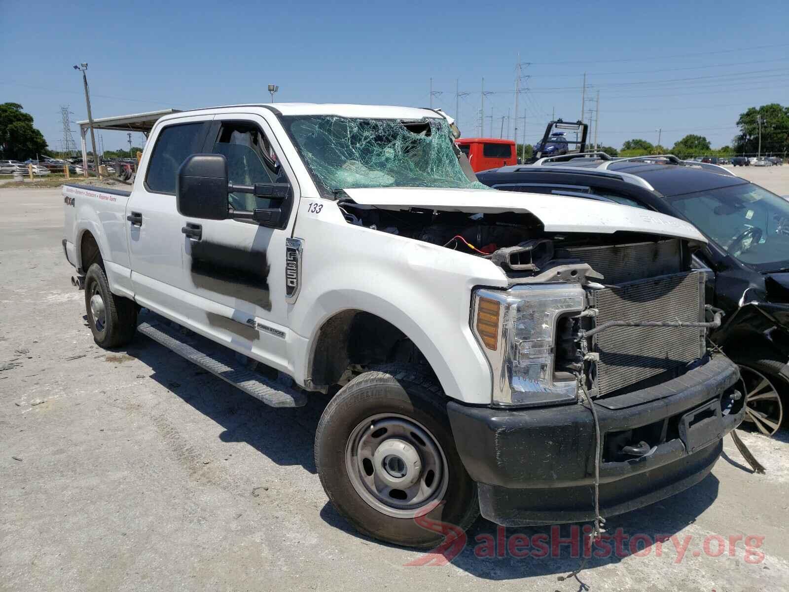 1FT8W3BT1KEG33901 2019 FORD F350