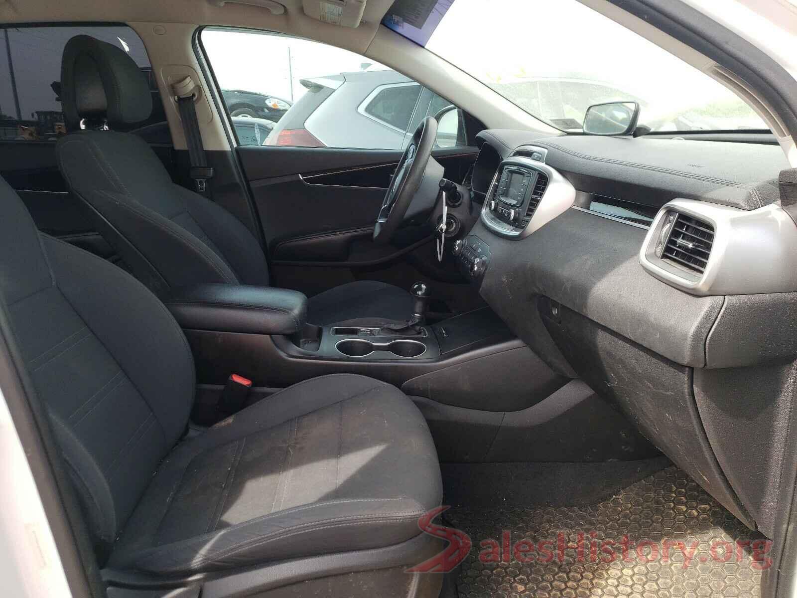 5XYPGDA56GG131126 2016 KIA SORENTO