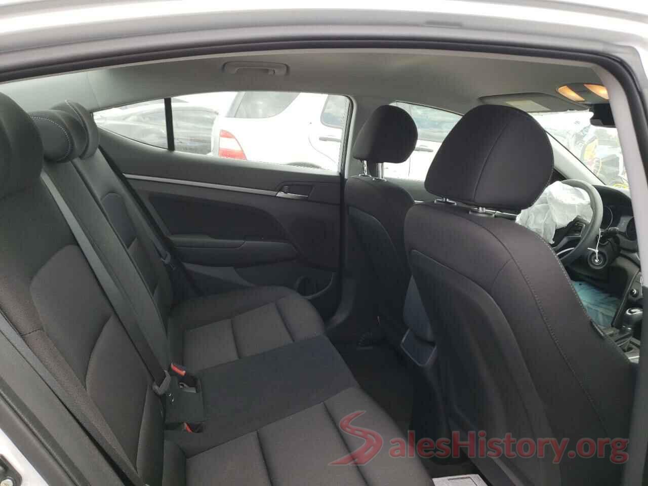 KMHD84LFXJU720073 2018 HYUNDAI ELANTRA