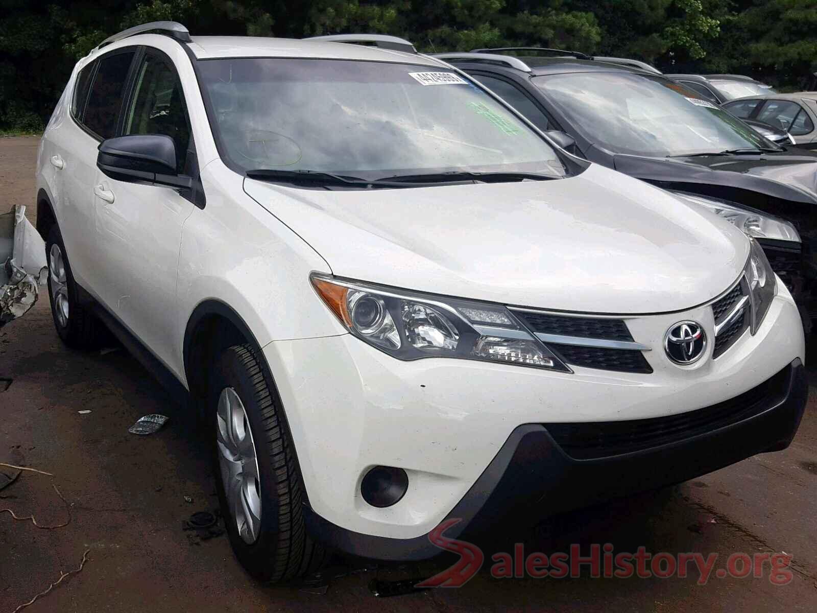 JTMZFREV1FJ049418 2015 TOYOTA RAV4 LE