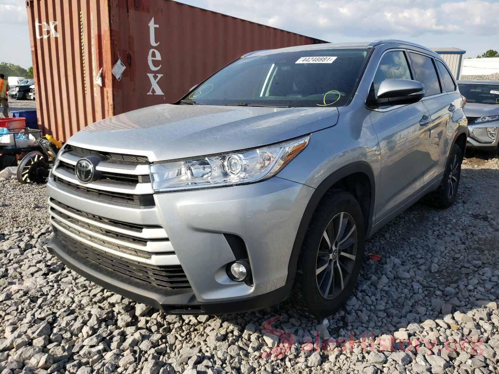 5TDKZRFH1JS549057 2018 TOYOTA HIGHLANDER