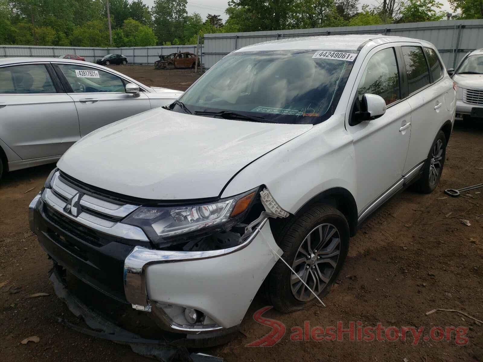 JA4AZ3A38JZ007645 2018 MITSUBISHI OUTLANDER