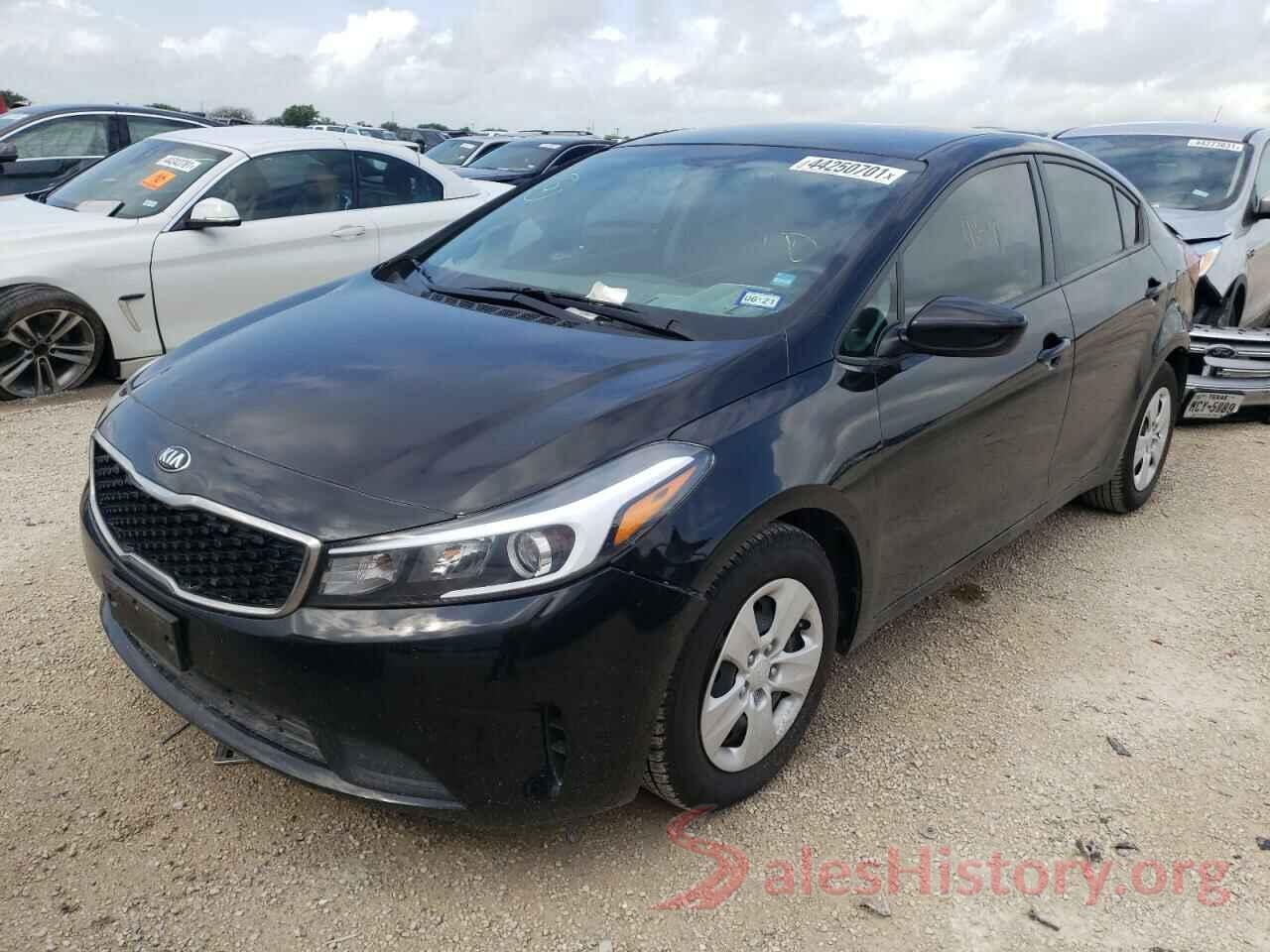 3KPFK4A76HE051657 2017 KIA FORTE