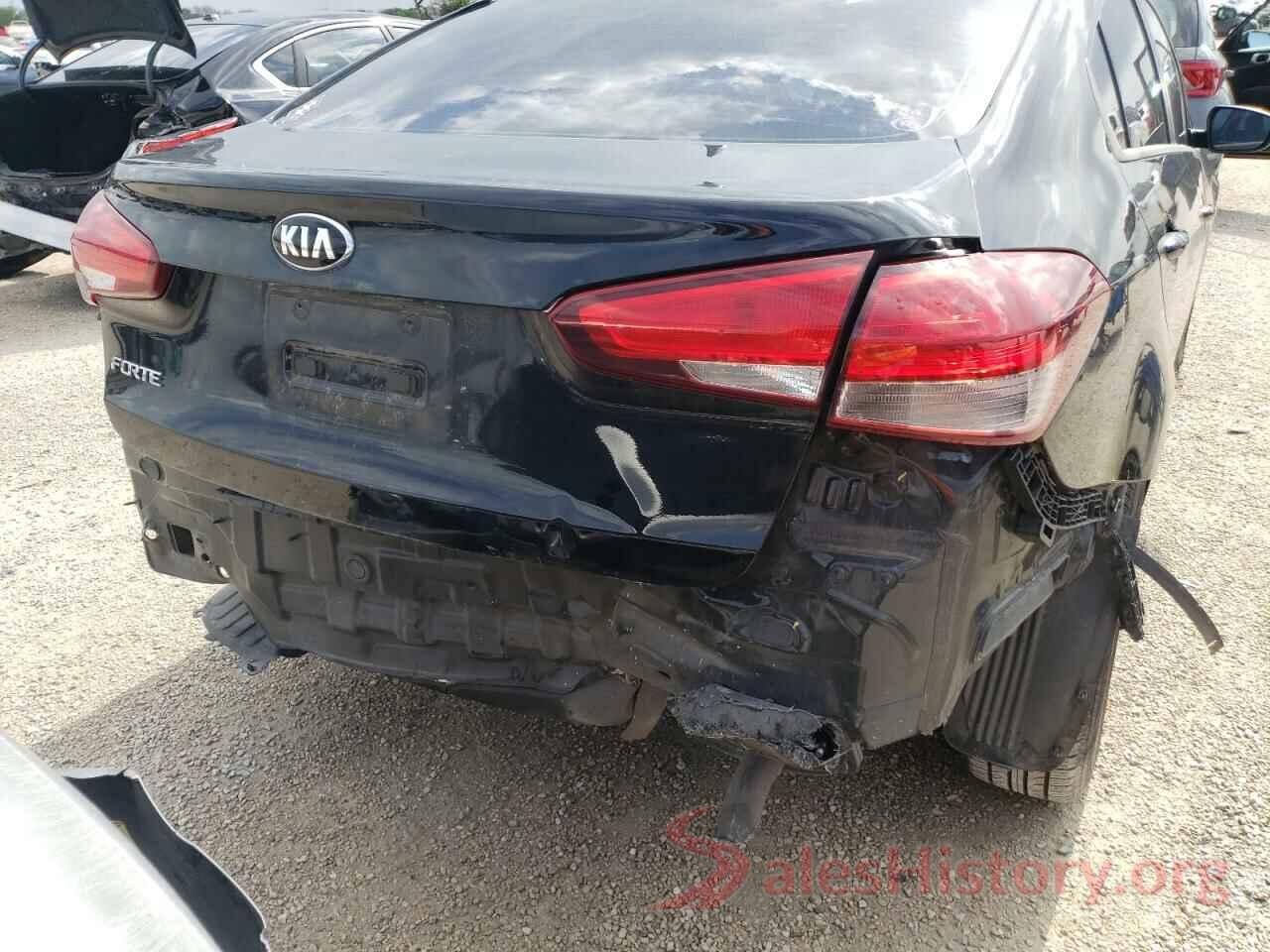 3KPFK4A76HE051657 2017 KIA FORTE