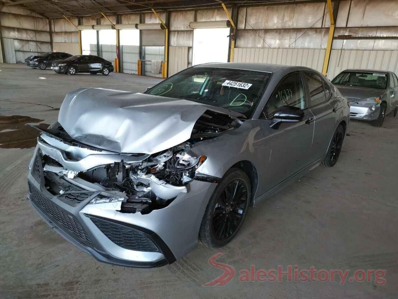 4T1G11AK7MU472319 2021 TOYOTA CAMRY