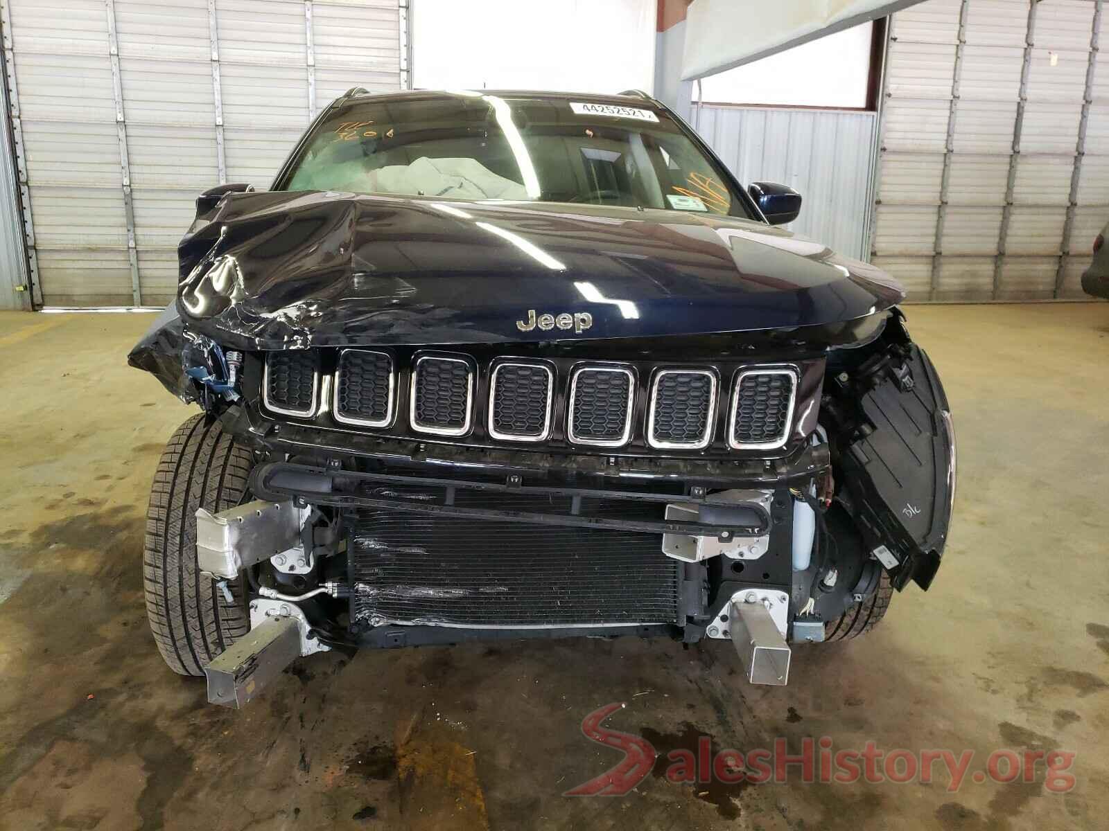 3C4NJCBB8JT137646 2018 JEEP COMPASS