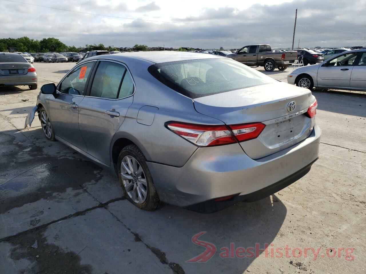 4T1B11HK0JU085820 2018 TOYOTA CAMRY