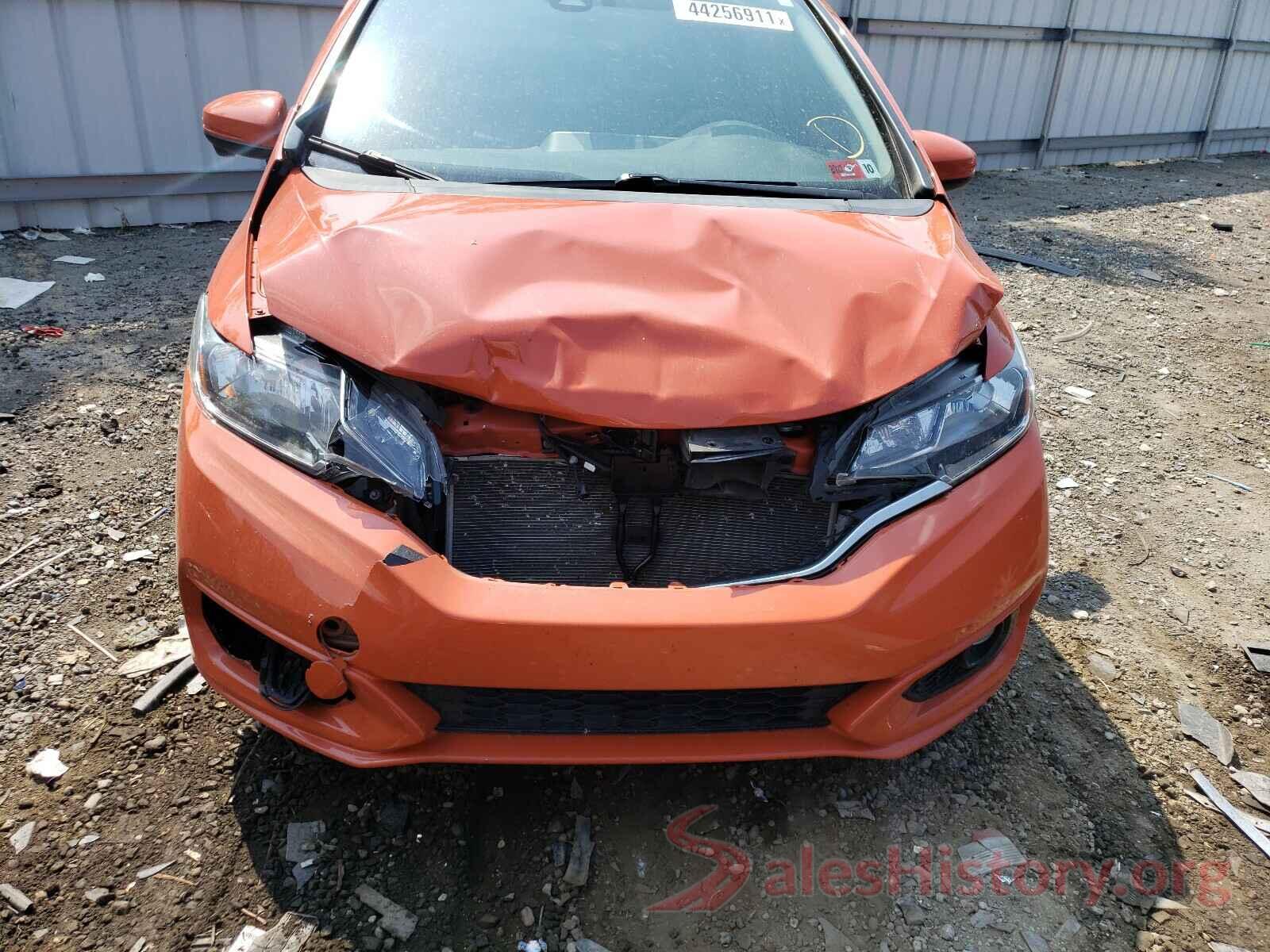 3HGGK5G85JM703921 2018 HONDA FIT