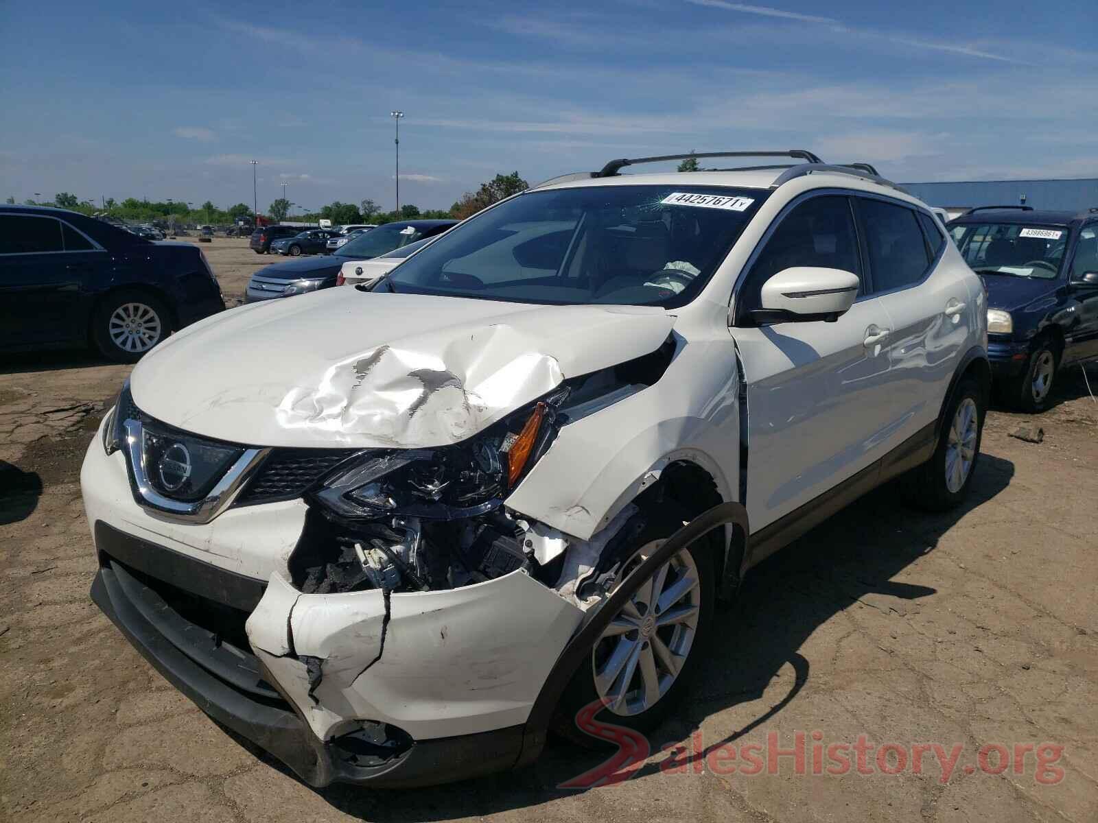 JN1BJ1CR7JW250102 2018 NISSAN ROGUE