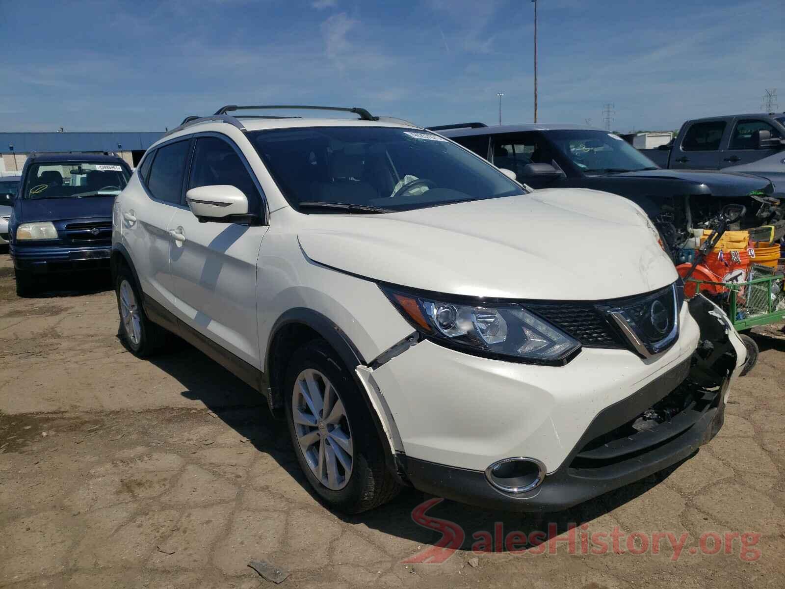 JN1BJ1CR7JW250102 2018 NISSAN ROGUE