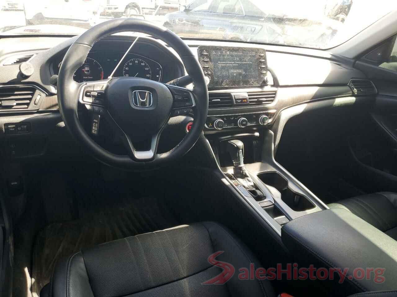 1HGCV1F52JA129104 2018 HONDA ACCORD