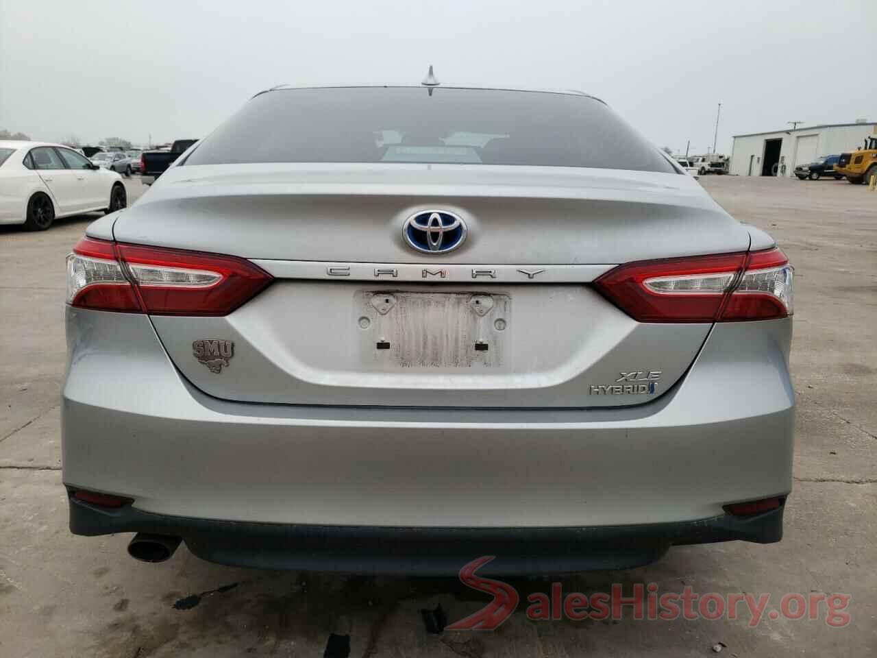 4T1B21HK5KU011114 2019 TOYOTA CAMRY