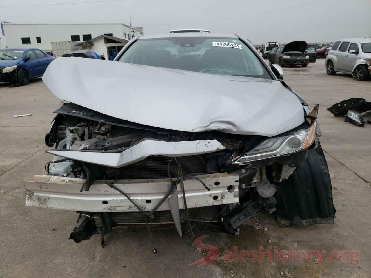 4T1B21HK5KU011114 2019 TOYOTA CAMRY