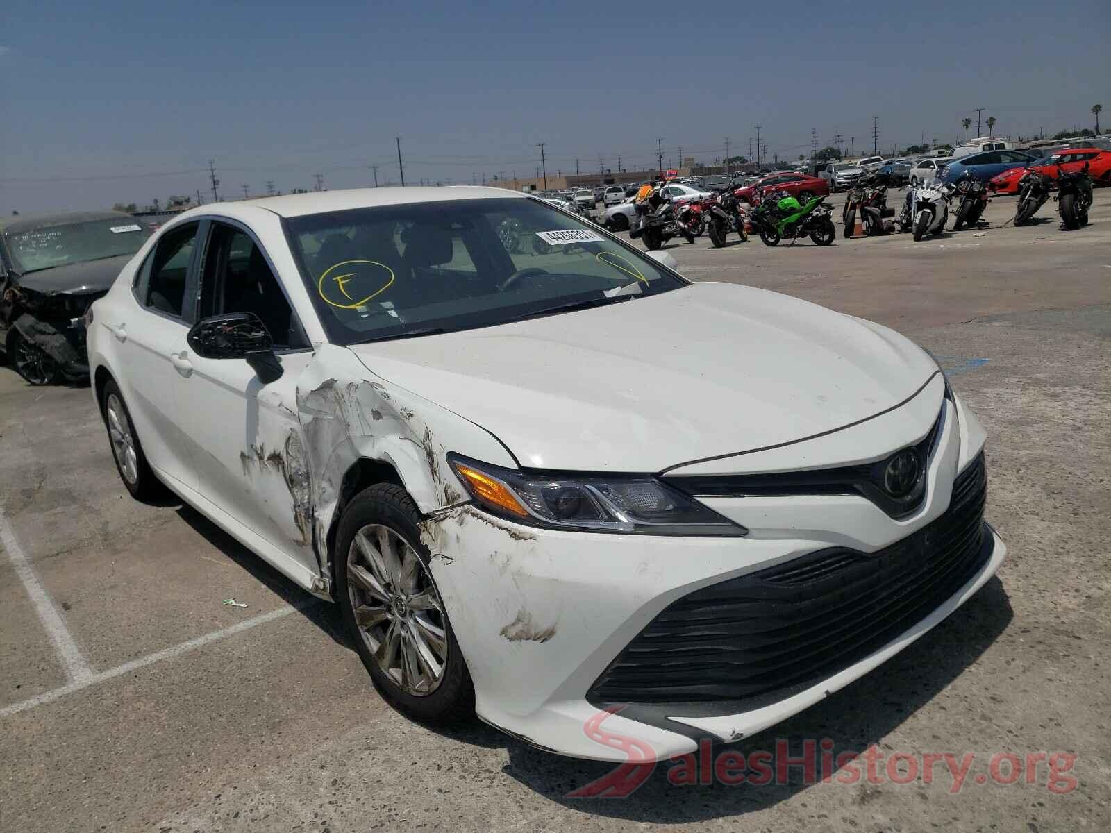 4T1B11HKXJU124333 2018 TOYOTA CAMRY