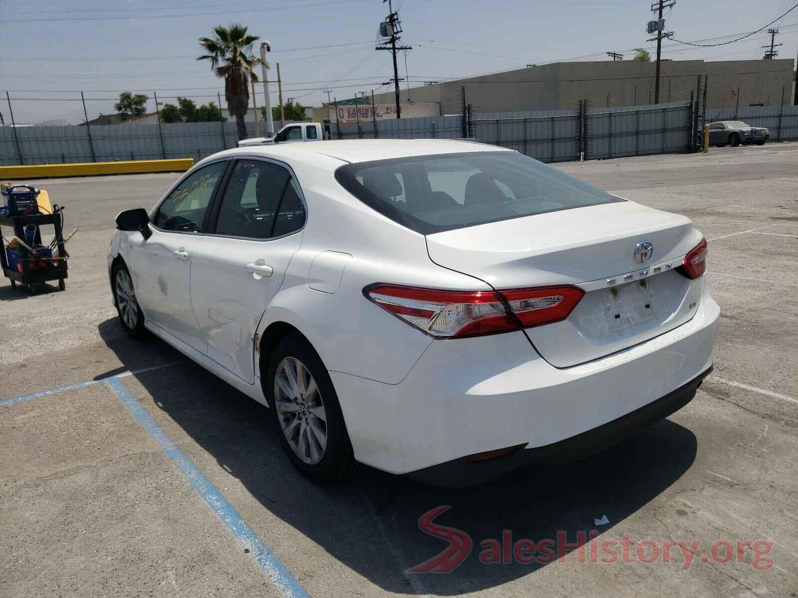 4T1B11HKXJU124333 2018 TOYOTA CAMRY