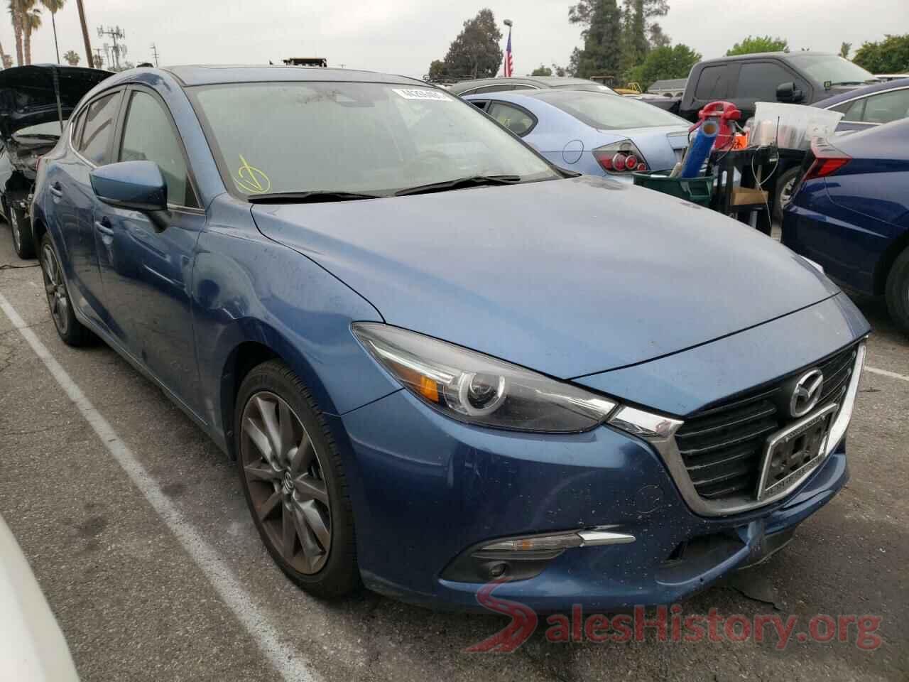 3MZBN1M37JM218064 2018 MAZDA 3