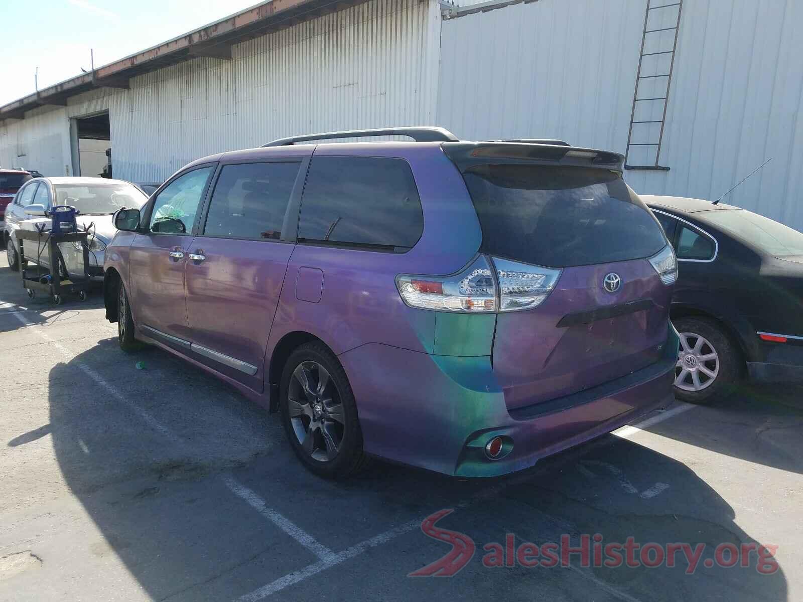 5TDXZ3DC9HS860269 2017 TOYOTA SIENNA