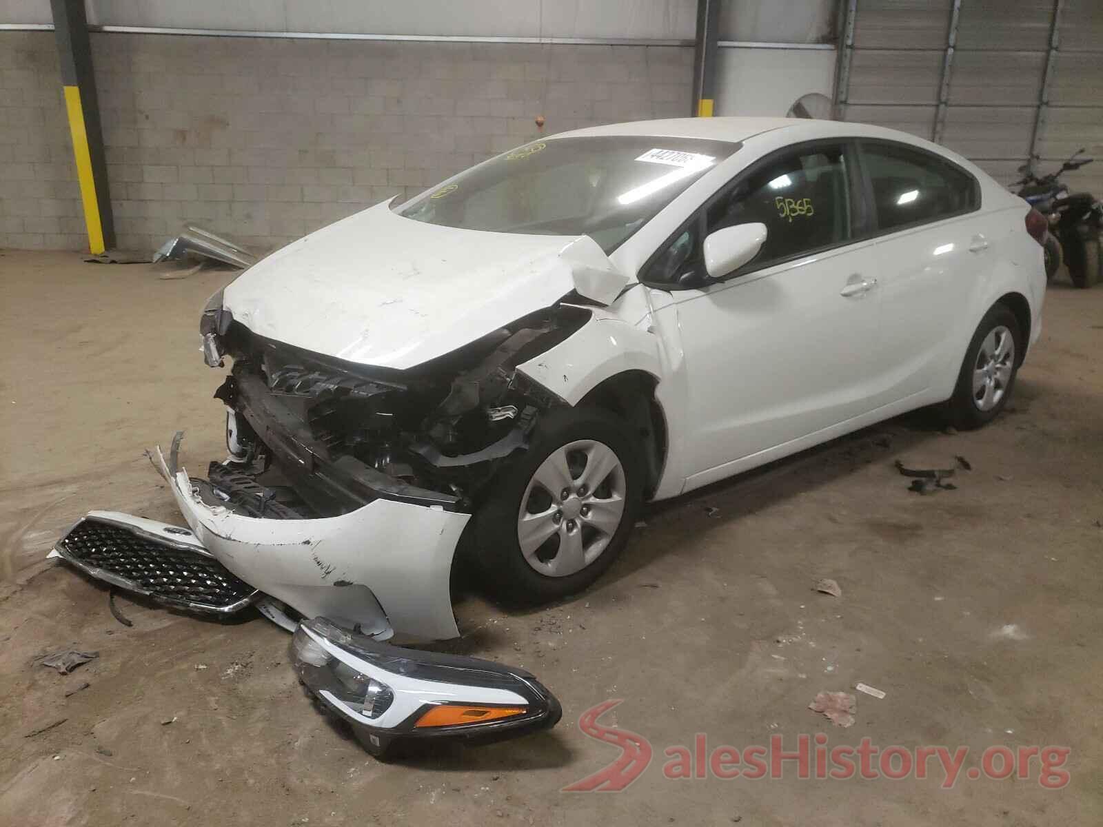 3KPFK4A76HE100842 2017 KIA FORTE