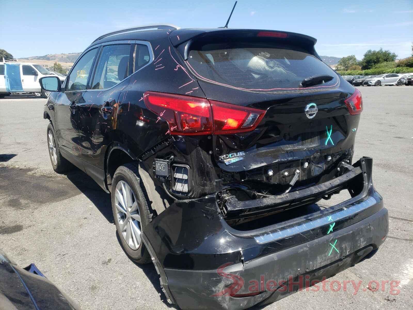 JN1BJ1CP4JW188057 2018 NISSAN ROGUE