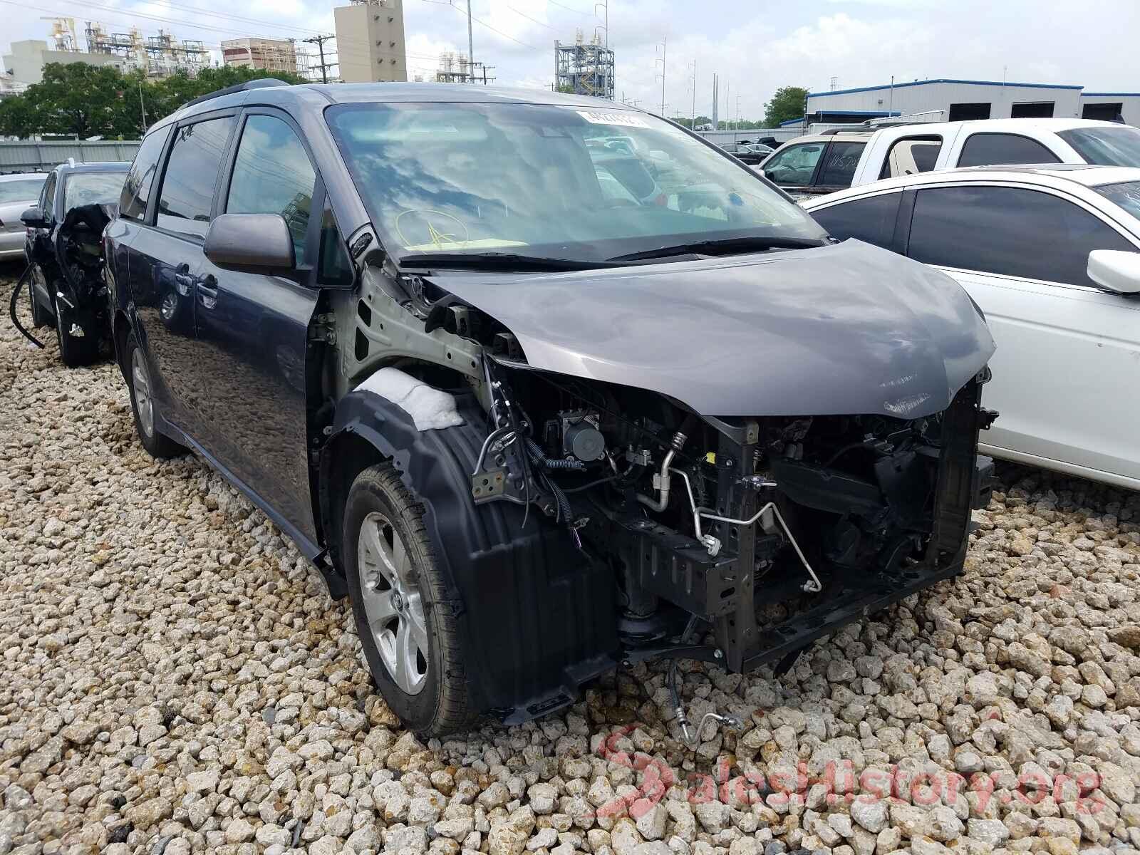 5TDKZ3DC6KS010584 2019 TOYOTA SIENNA