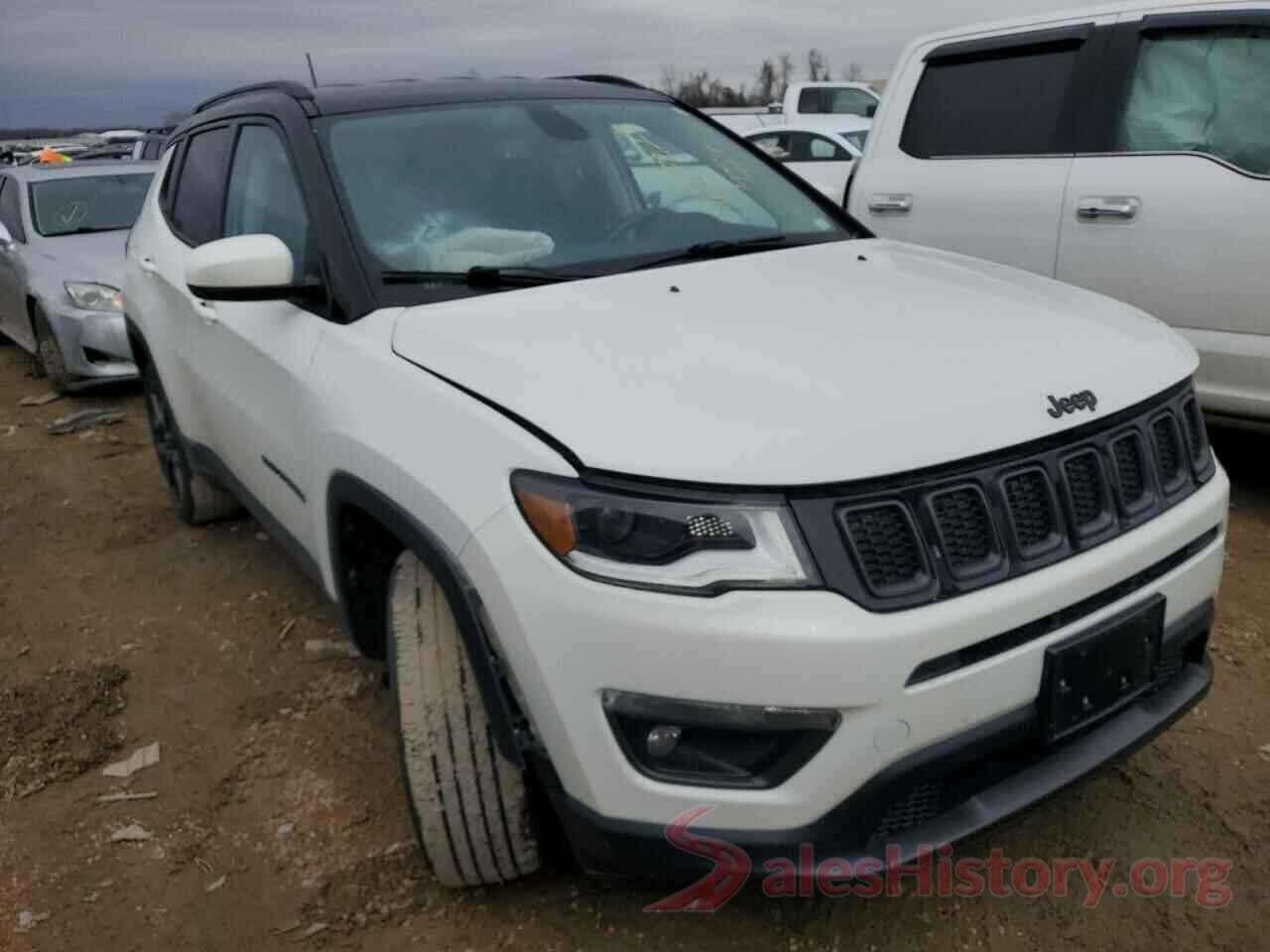 3C4NJDCB3KT792352 2019 JEEP COMPASS