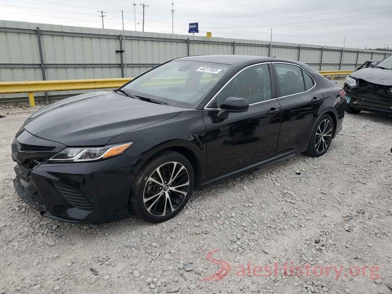 4T1B11HK1KU767560 2019 TOYOTA CAMRY