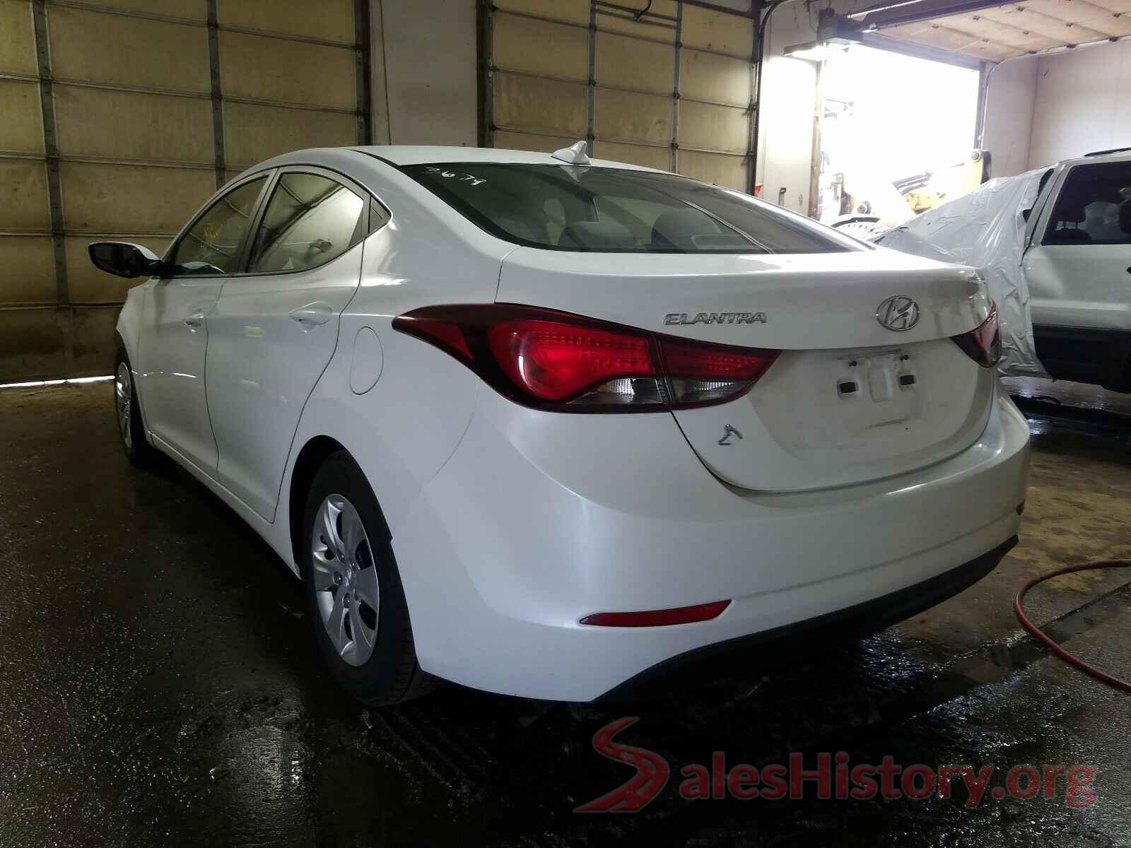 5NPDH4AE2GH793679 2016 HYUNDAI ELANTRA