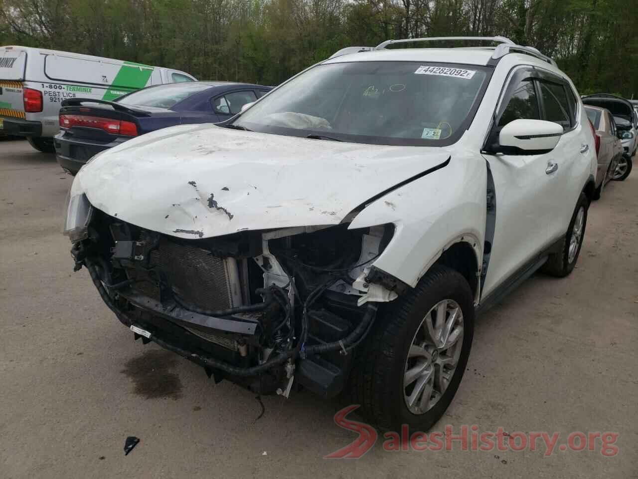 KNMAT2MV9JP579656 2018 NISSAN ROGUE