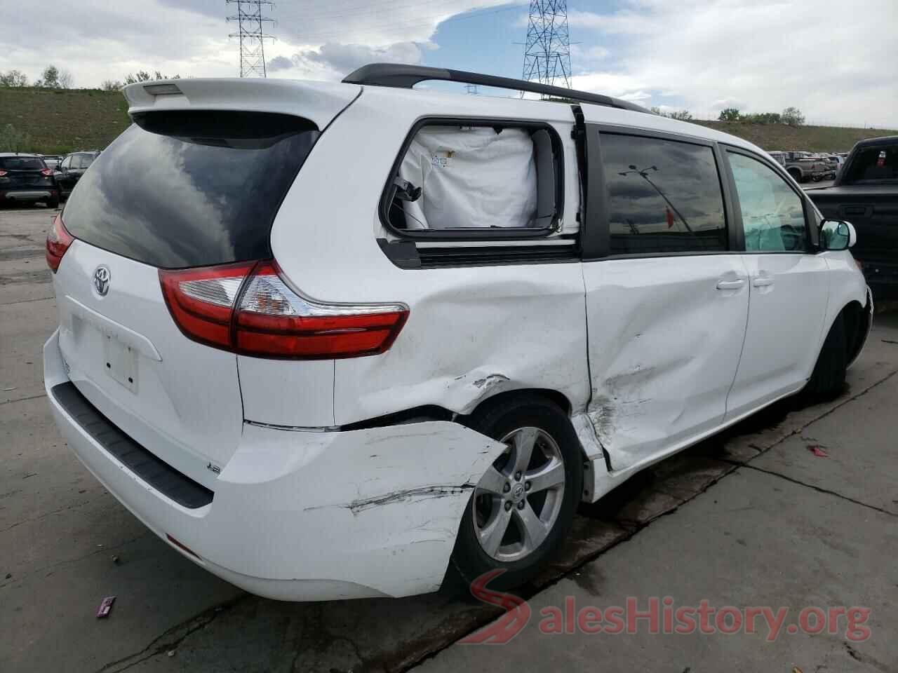 5TDKZ3DC1HS826238 2017 TOYOTA SIENNA