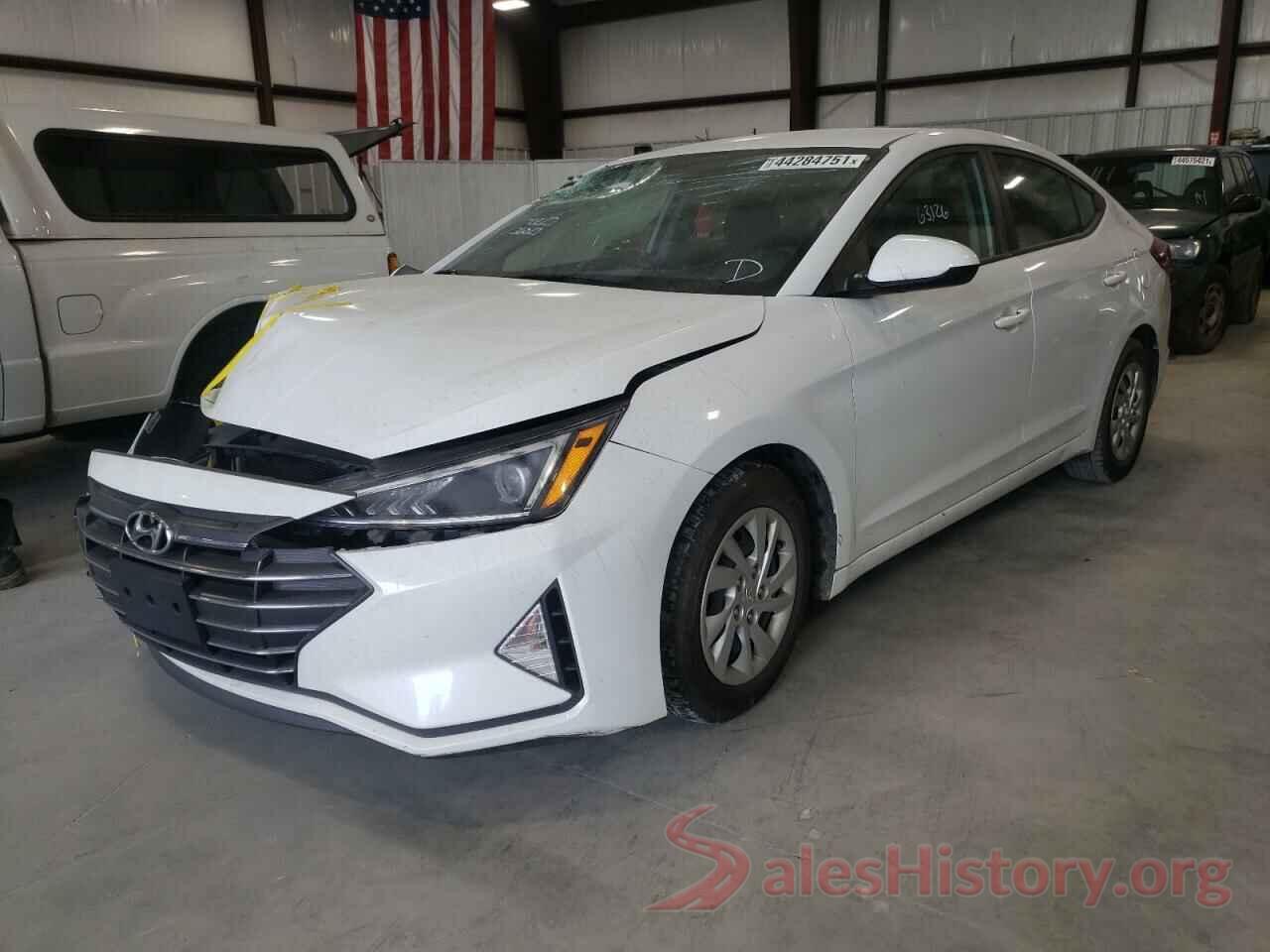 5NPD74LF2KH424001 2019 HYUNDAI ELANTRA