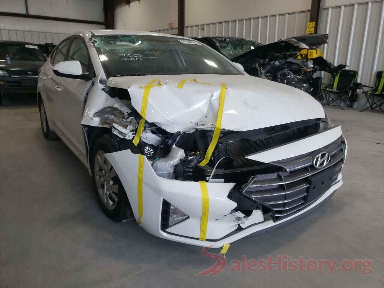 5NPD74LF2KH424001 2019 HYUNDAI ELANTRA