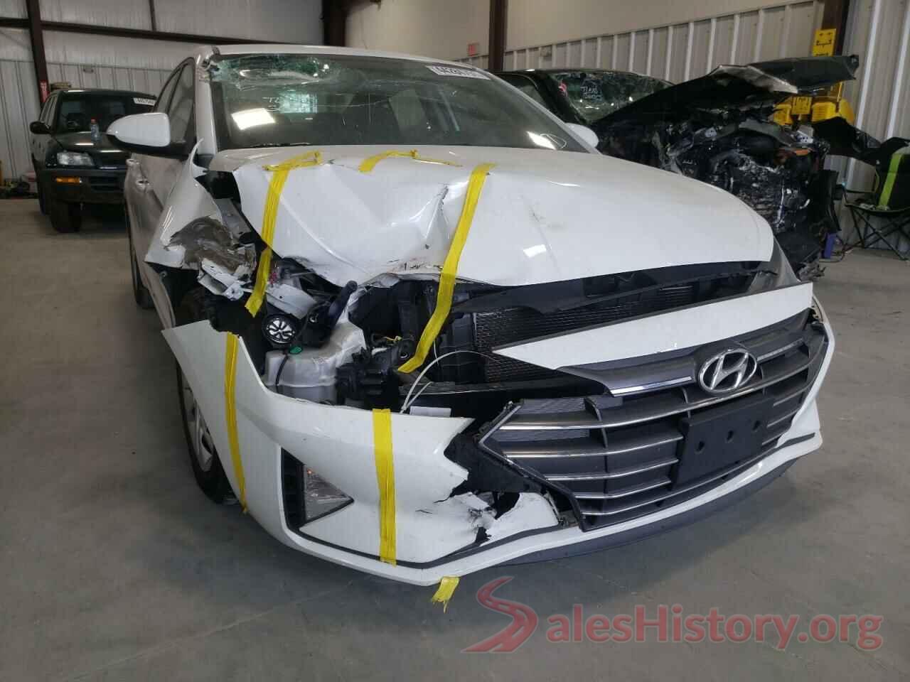 5NPD74LF2KH424001 2019 HYUNDAI ELANTRA