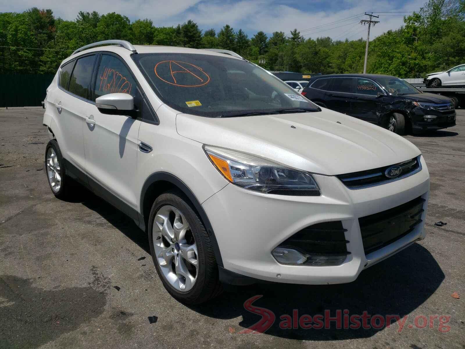 1FMCU9J9XGUA48431 2016 FORD ESCAPE