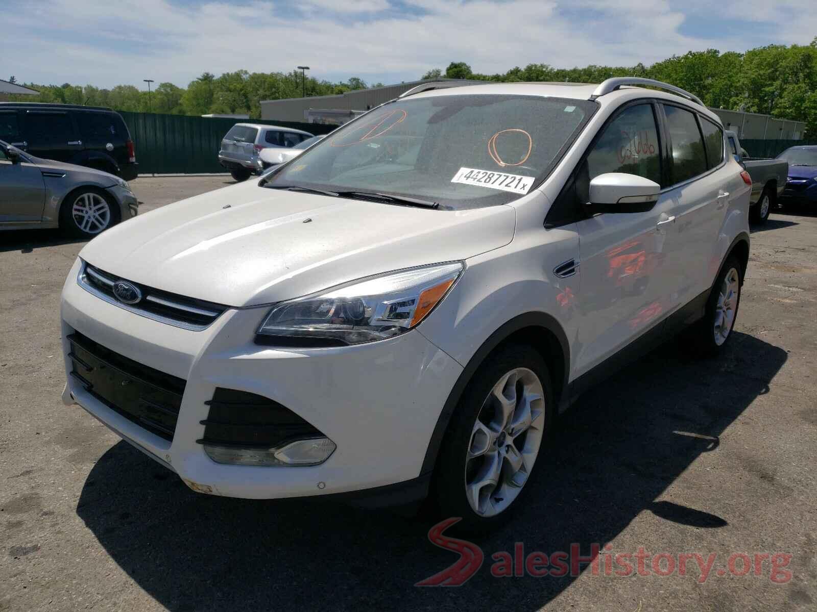 1FMCU9J9XGUA48431 2016 FORD ESCAPE