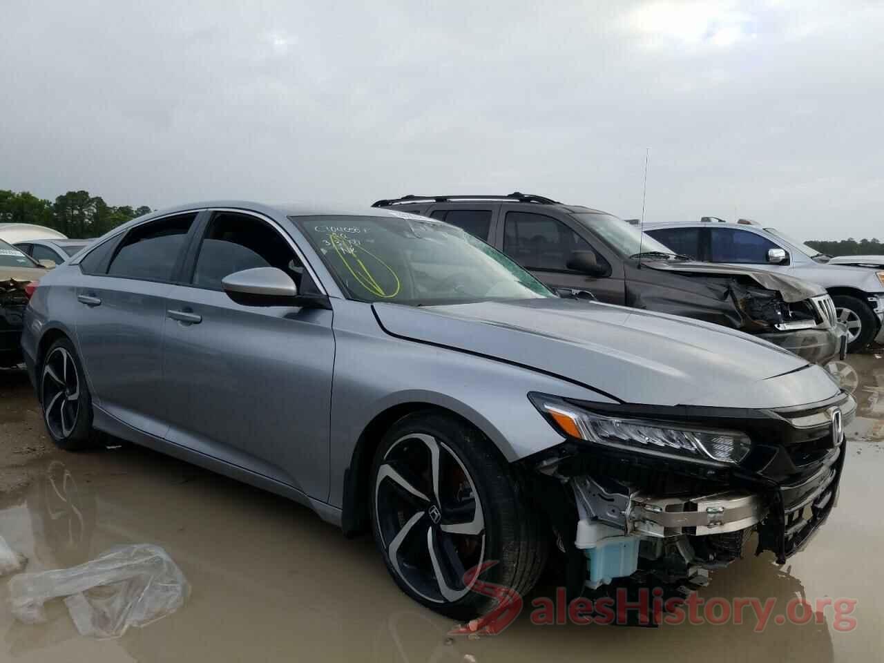 1HGCV1F37JA233229 2018 HONDA ACCORD