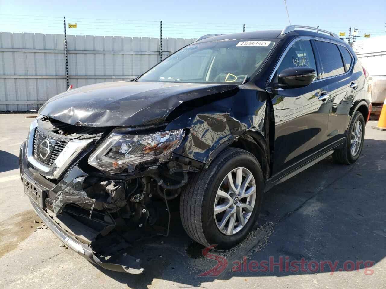 KNMAT2MT0HP574340 2017 NISSAN ROGUE