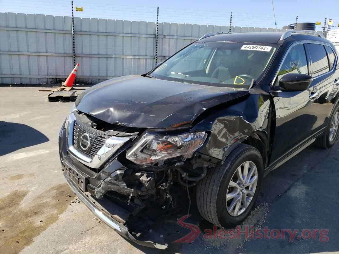 KNMAT2MT0HP574340 2017 NISSAN ROGUE