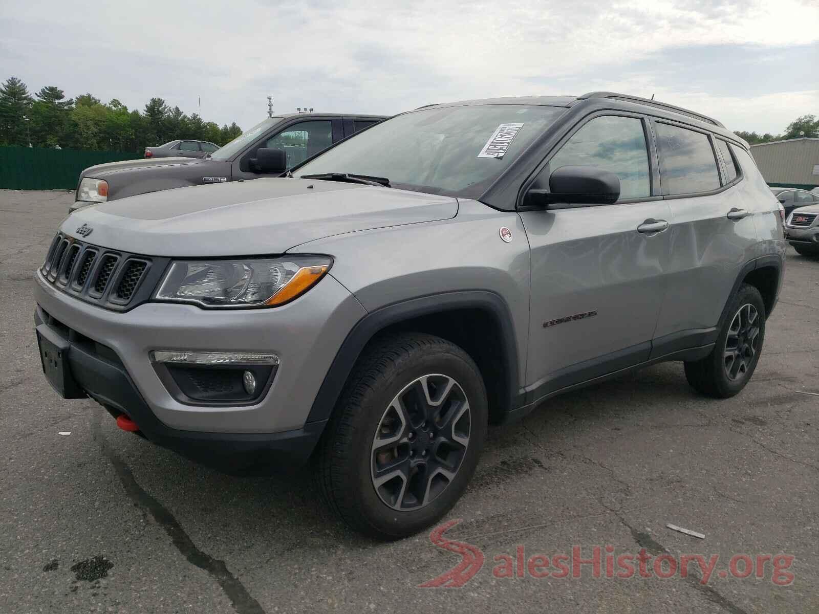 3C4NJDDB4KT747967 2019 JEEP COMPASS