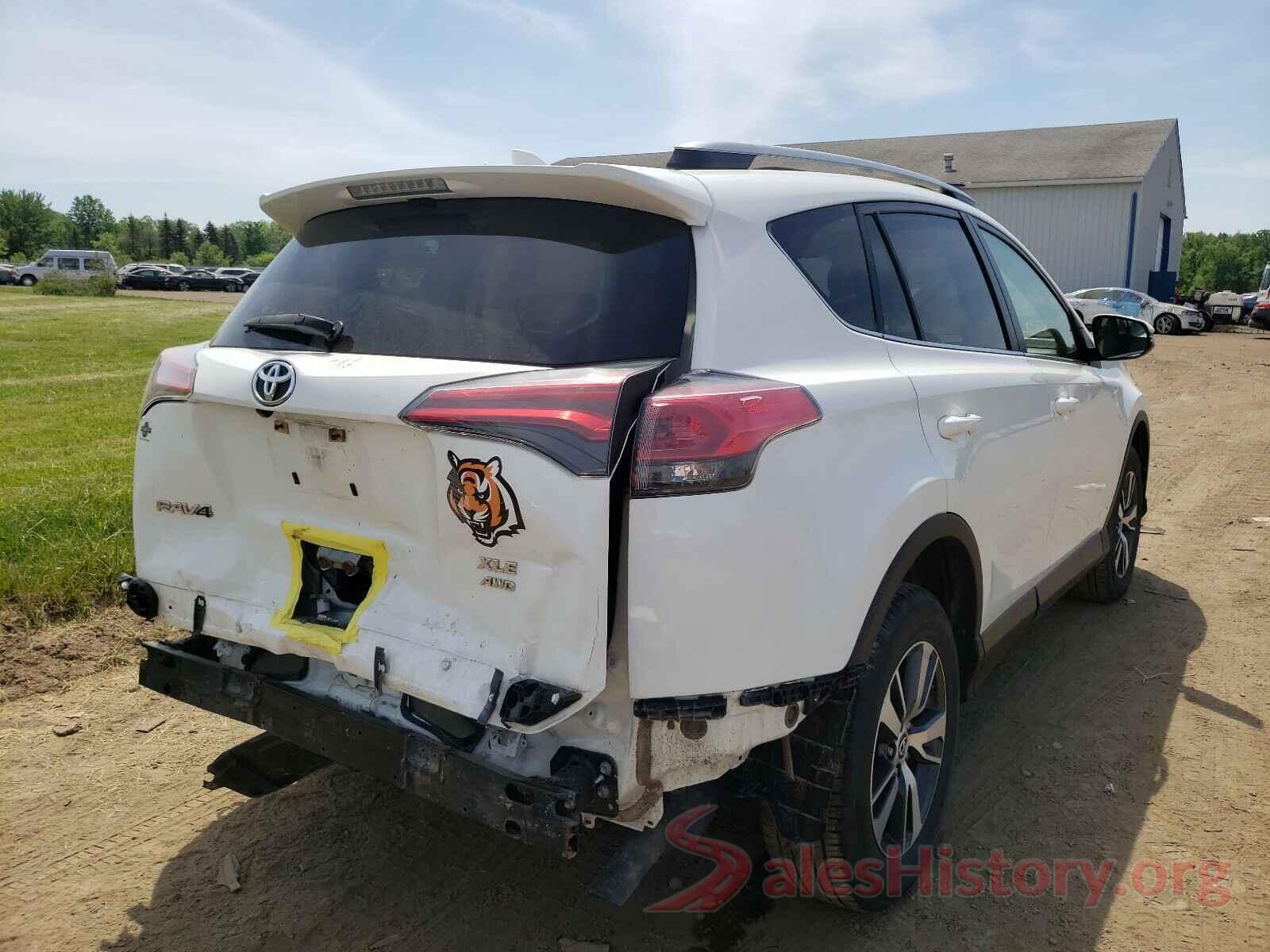 JTMRFREV0HJ126251 2017 TOYOTA RAV4